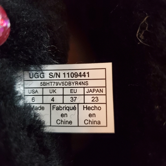 UGG 6 Classic Mini Sequin Stars Blk Suede Boots - Picture 10 of 10